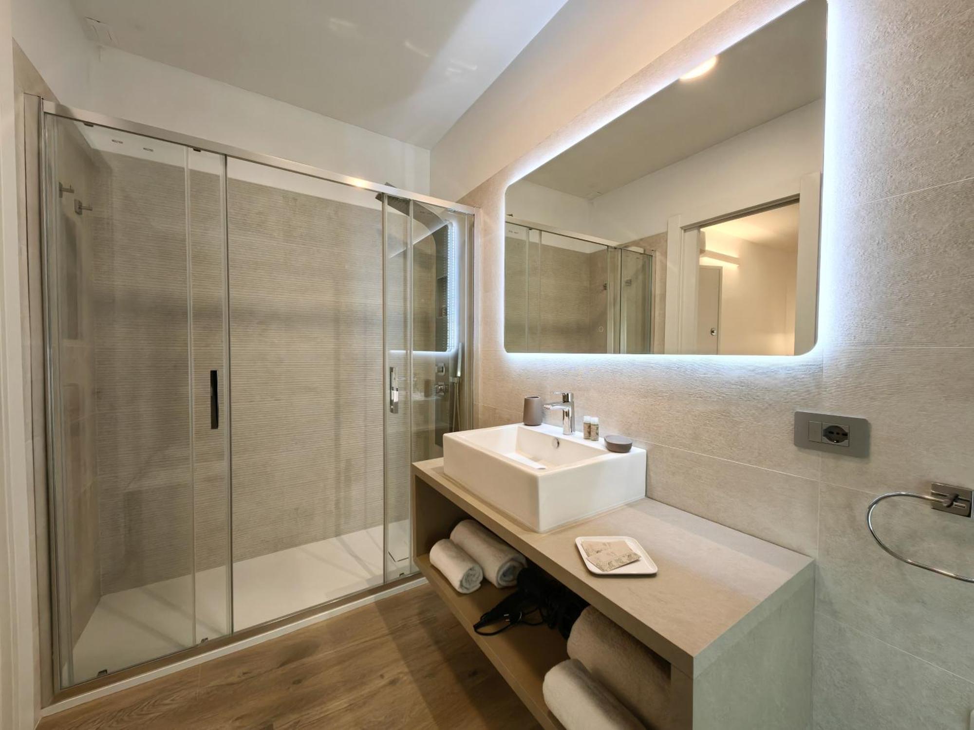 Galleria Roma Art Guesthouse أوريستانو المظهر الخارجي الصورة
