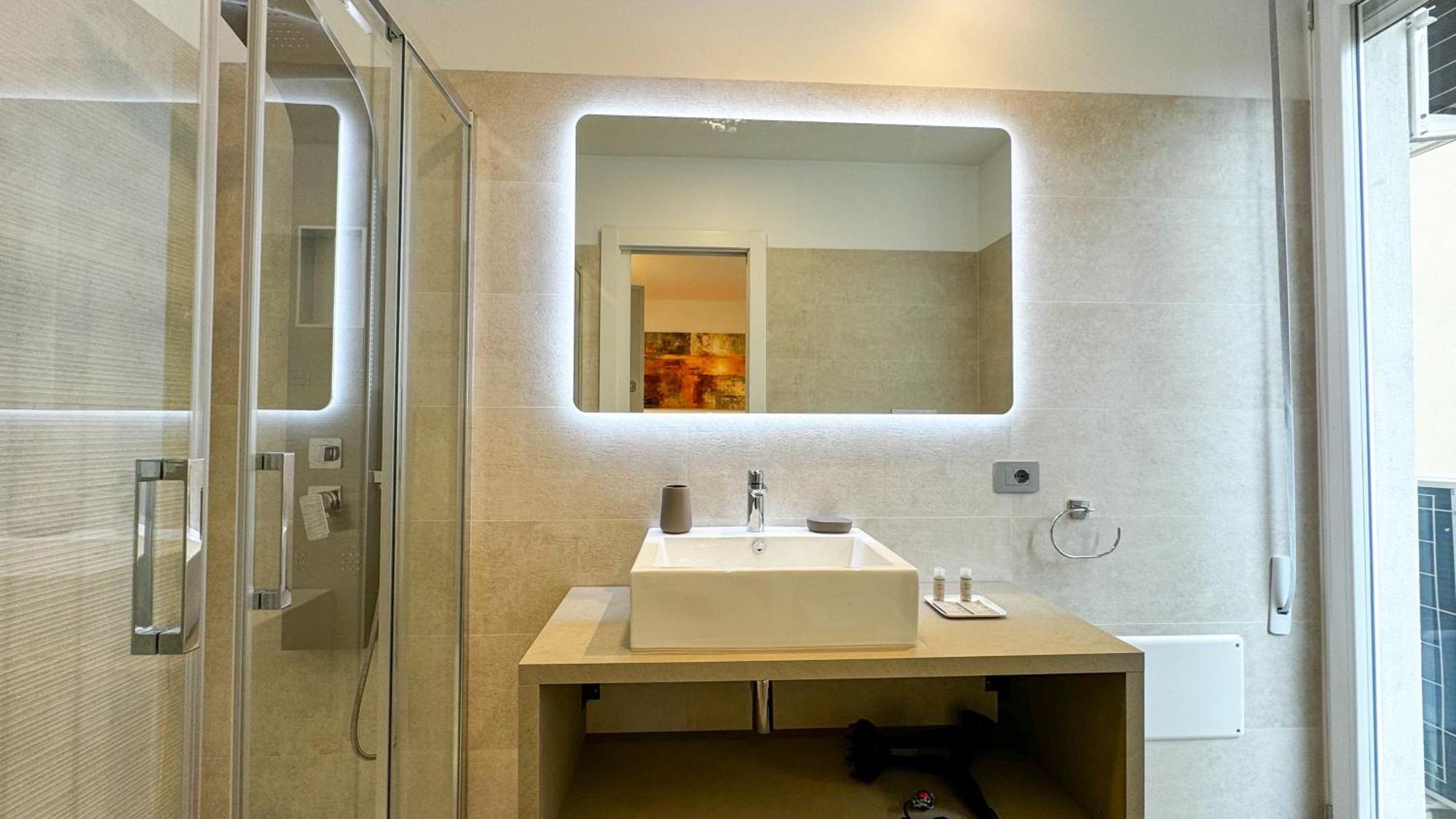 Galleria Roma Art Guesthouse أوريستانو المظهر الخارجي الصورة